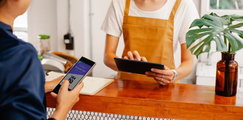 Forget Stripe Fees: How Solana Is Becoming the Payment Rail Small Business Owners Didn't Know They Needed